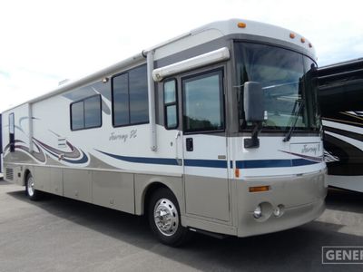 2003 Winnebago 39WD — front three-quarter view