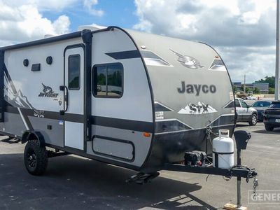 2024 JAYCO 174BH — front three-quarter view
