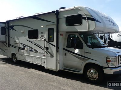2019 FOREST RIVER 3011DS Ford — front three-quarter view