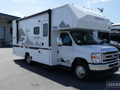 2027 WINNEBAGO 22RS — front three-quarter view