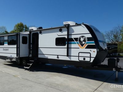 2025 KEYSTONE 3100RE — front three-quarter view