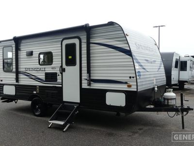2021 KEYSTONE 1750RD — front three-quarter view