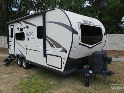 2019 FOREST RIVER 21FBRS — front three-quarter view