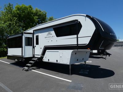 2024 BRINKLEY 3100 3S — front three-quarter view
