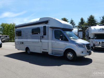2021 TIFFIN 25TW — front three-quarter view