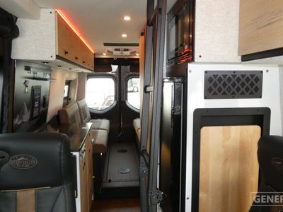2026 STORYTELLER OVERLAND CREW MODE XL — front three-quarter view