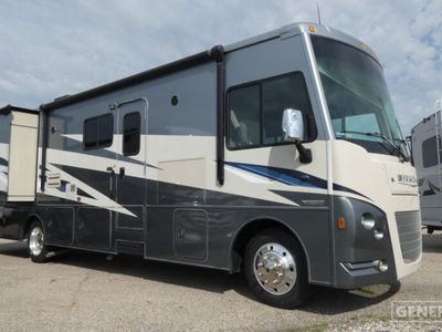 2021 WINNEBAGO 35U — front three-quarter view