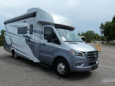 2025 TIFFIN 25XRW — front three-quarter view