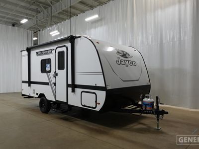 2027 JAYCO 17BHSL — front three-quarter view