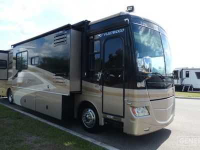 2007 FLEETWOOD 40X — front three-quarter view