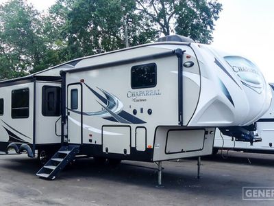 2017 Coachmen 336TSIK — front three-quarter view