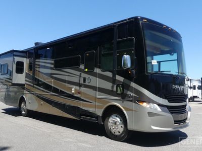 2019 TIFFIN 36UA — front three-quarter view