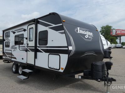 2019 GRAND DESIGN 21BHE — front three-quarter view