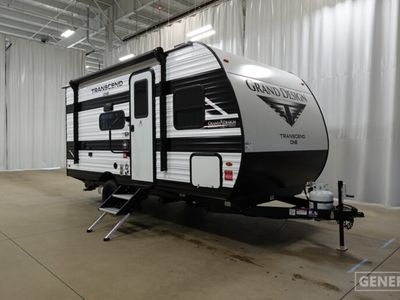 2027 GRAND DESIGN 151BH — front three-quarter view