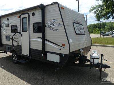 2018 COACHMEN 17FQS — front three-quarter view