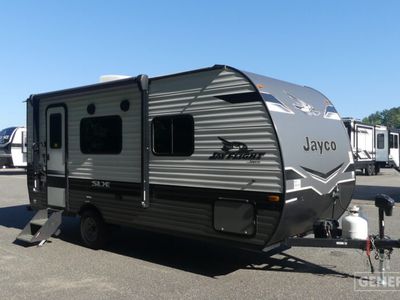 2023 JAYCO 195RB — front three-quarter view