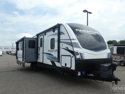2021 KEYSTONE 2870RL — front three-quarter view