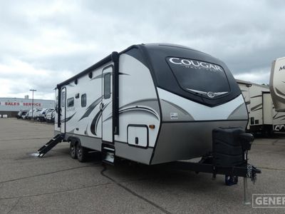 2021 KEYSTONE 25RDS — front three-quarter view