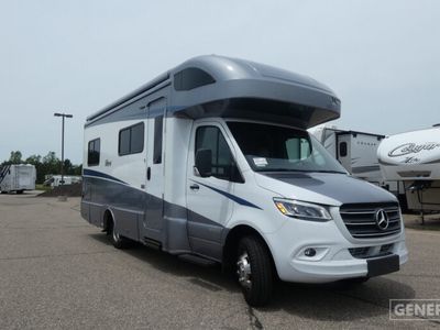 2021 WINNEBAGO 24V — front three-quarter view