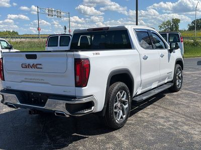2023 GMC Sierra 1500 — detail view