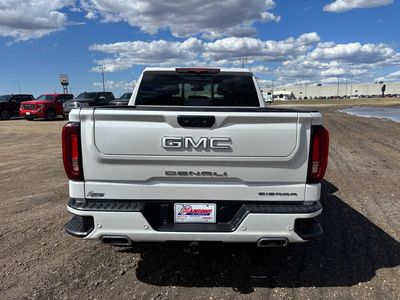 2025 GMC Sierra 1500 — detail view