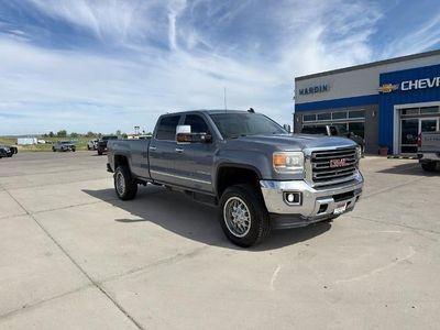 2015 GMC Sierra 2500 HD — interior view