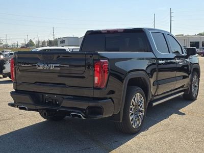 2025 GMC Sierra 1500 — detail view
