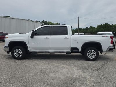 2024 Chevrolet Silverado 2500HD — side profile view
