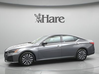2024 Nissan Altima — side profile view