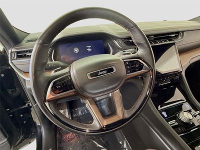 2024 Jeep Grand Cherokee — detail view