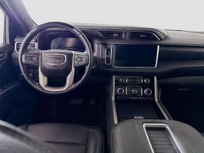 2024 GMC Yukon — side profile view