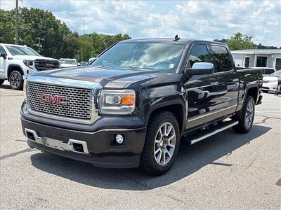 2015 GMC Sierra 1500 — interior view