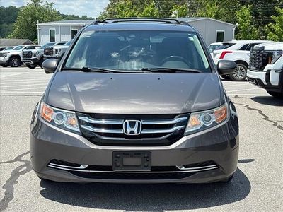 2015 Honda Odyssey — rear three-quarter view