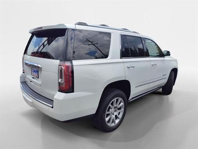 2020 GMC Yukon — interior view
