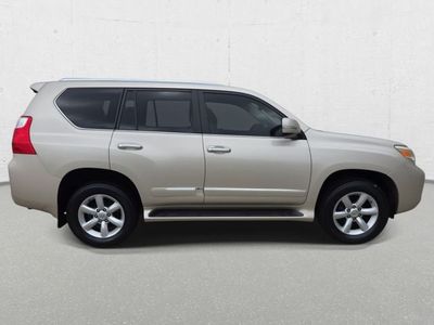 2010 Lexus GX — interior view