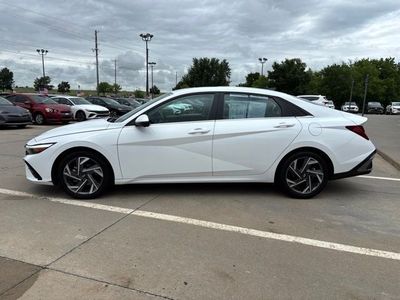 2024 Hyundai Elantra — side profile view