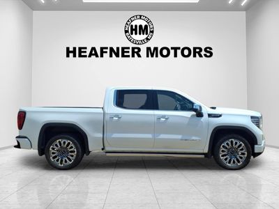 2025 GMC Sierra 1500 — side profile view