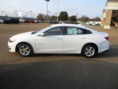 2024 Chevrolet Malibu — detail view