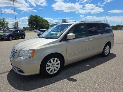 2014 Chrysler Town & Country — interior view