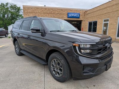 2026 Ford Expedition — side profile view