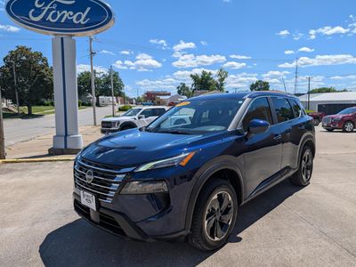 2025 Nissan Rogue — side profile view
