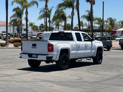 2017 GMC Sierra — detail view