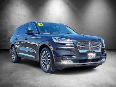 2021 Lincoln Aviator — side profile view