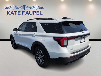 2025 Ford Explorer — detail view