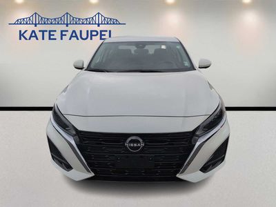 2023 Nissan Altima — side profile view
