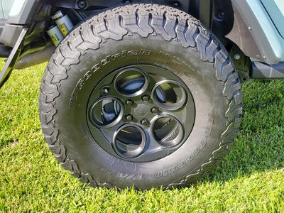 2023 Jeep Wrangler — detail view