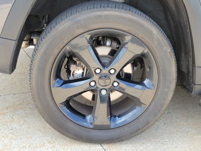 2024 Jeep Grand Cherokee — detail view