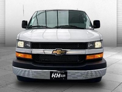 2026 Chevrolet Express Cutaway 3500 — side profile view