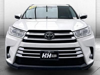 2018 Toyota Highlander — side profile view