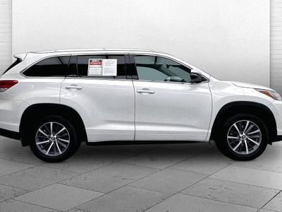 2018 Toyota Highlander — detail view
